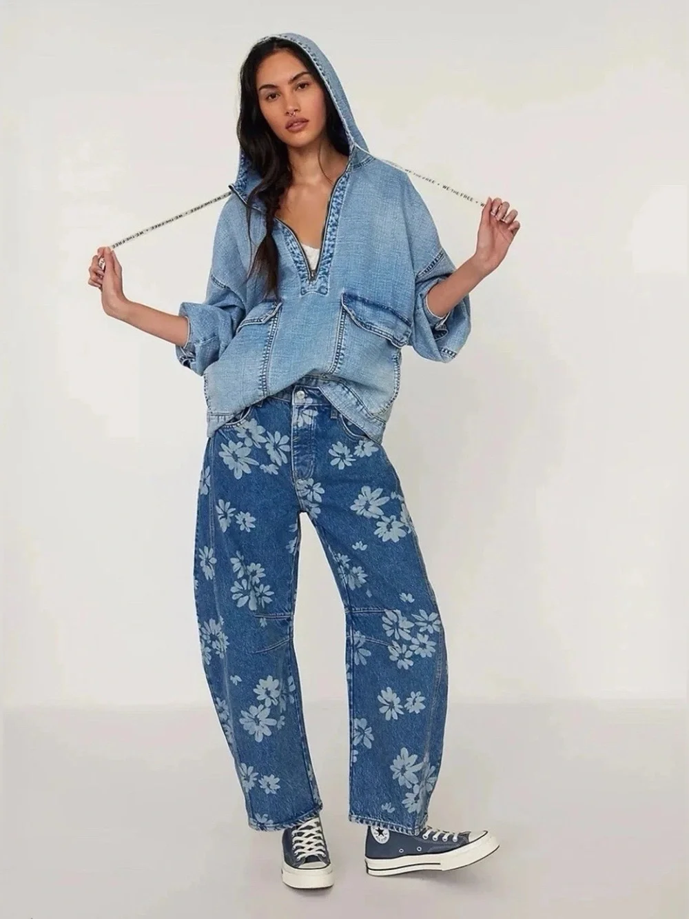 We The Free
Good Luck Flower Printed Barrel Jeans - Picture 1 of 13